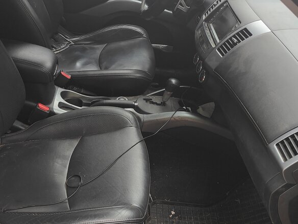 2010 Mitsubishi Outlander II Рестайлинг, красный, 819000 рублей - вид 6