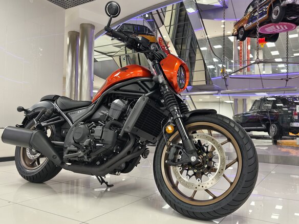 2026 Honda CMX 1100 Rebel, оранжевый, 1480000 рублей - вид 3