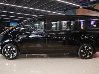 2026 Hyundai Staria I Рестайлинг, чёрный, 7099000 рублей, вид 2