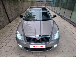 2011 Skoda Octavia II (A5) Рестайлинг, серый, 950000 рублей, вид 2