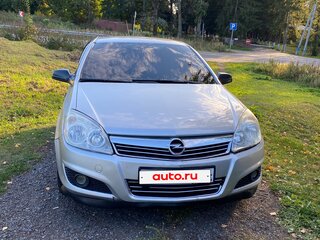 2004 Opel Astra H, серебристый, 260000 рублей, вид 1