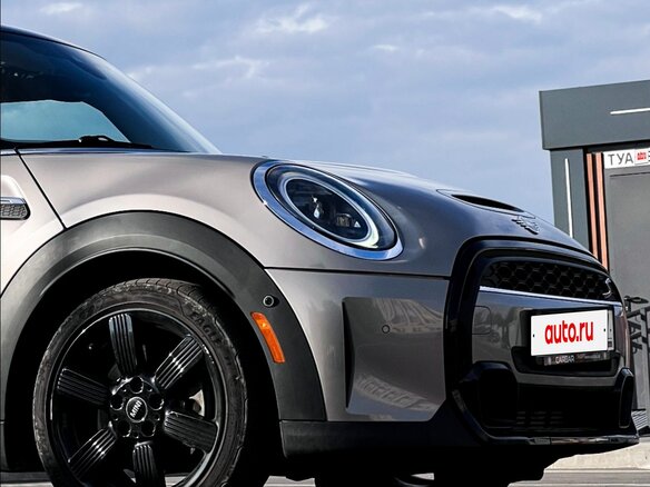 2021 Mini Hatch Cooper S III (F55/F56) Рестайлинг 2, серый, 2500000 рублей - вид 12