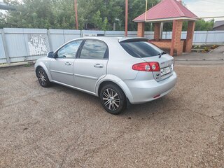 2011 Chevrolet Lacetti I, серебристый, 400000 рублей, вид 4