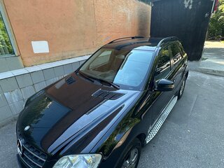 2011 Mercedes-Benz M-Класс 350 II (W164) Рестайлинг, чёрный, 2000000 рублей, вид 4