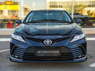 2021 Toyota Camry VIII (XV70) Рестайлинг, чёрный, 2698000 рублей, вид 2