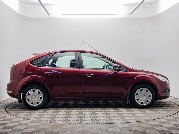 2008 Ford Focus II Рестайлинг, красный, 669000 рублей - вид 5