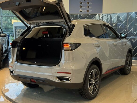 2025 Changan UNI-S I, серебристый, 3209900 рублей - вид 9