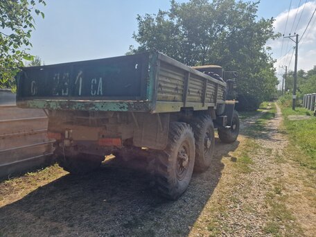 1992 Урал 4320, зелёный, 1100000 рублей, вид 3