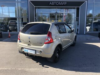 2011 Renault Sandero I, бежевый, 550000 рублей, вид 5