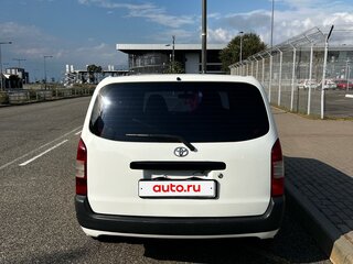 2010 Toyota Probox I, белый, 850000 рублей, вид 3