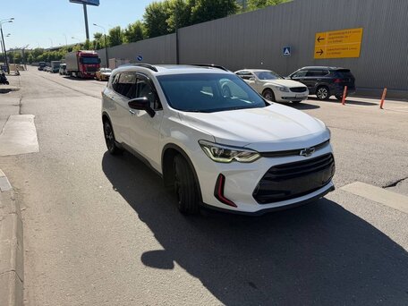 2022 Chevrolet Orlando II, белый, 1640000 рублей, вид 1