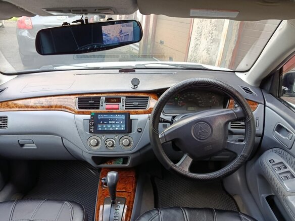 2000 Mitsubishi Lancer Cedia IX, белый - вид 3