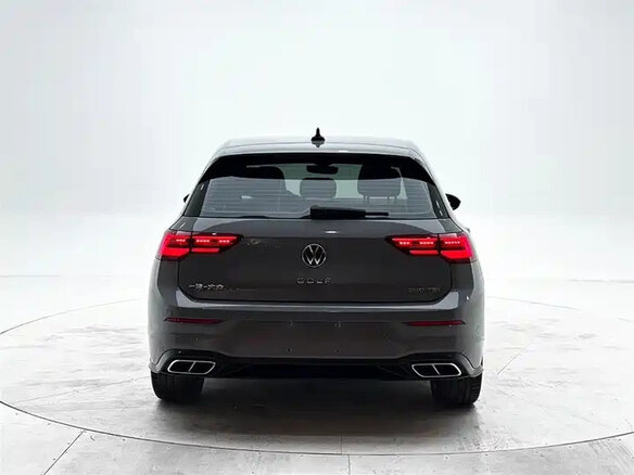2022 Volkswagen Golf VIII, серый - вид 5