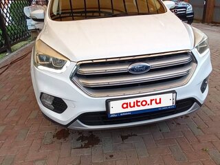 2017 Ford Kuga II Рестайлинг, белый, 1500000 рублей, вид 2