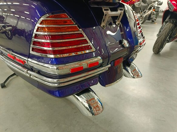2003 Honda GL 1800 Gold Wing, синий, 930000 рублей - вид 17