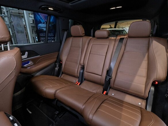 2026 Mercedes-Benz GLS 450 II (X167) Рестайлинг, чёрный, 16500000 рублей - вид 12