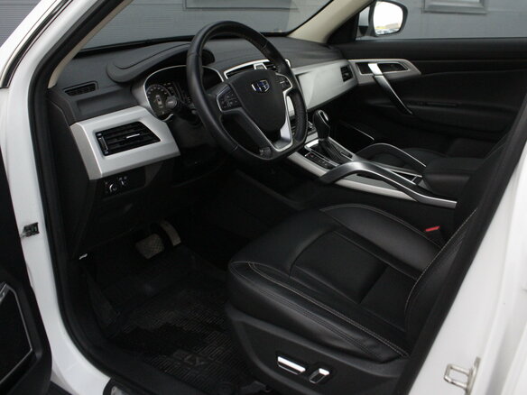 2020 Geely Atlas I, белый, 1790000 рублей - вид 5