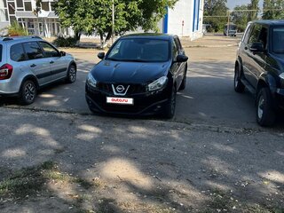 2013 Nissan Qashqai I Рестайлинг, чёрный, 1240000 рублей, вид 2