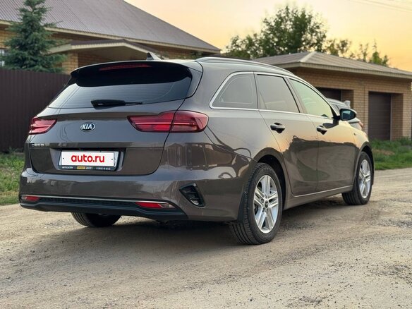 2019 Kia Ceed III, серый, 1700000 рублей - вид 6