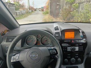 2011 Opel Zafira B Рестайлинг, серый, 570000 рублей, вид 5