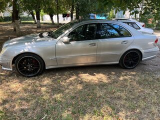 2003 Mercedes-Benz E-Класс 500 III (W211, S211), серый, 630000 рублей, вид 2