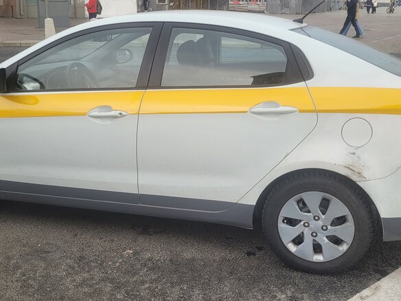 2016 Kia Rio III Рестайлинг, жёлтый, 750000 рублей - вид 5