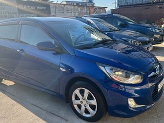 2013 Hyundai Solaris I, синий, 820000 рублей, вид 3