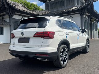 2022 Volkswagen Tharu I, белый, 1985000 рублей, вид 4