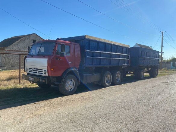 1986 КамАЗ 55102, красный, 1350000 рублей