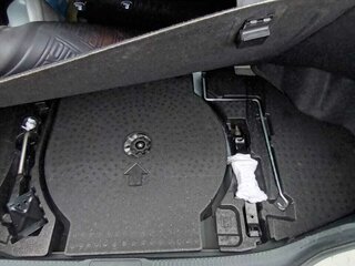 2015 Toyota Camry VII (XV50) Рестайлинг, белый, 2200000 рублей, вид 3
