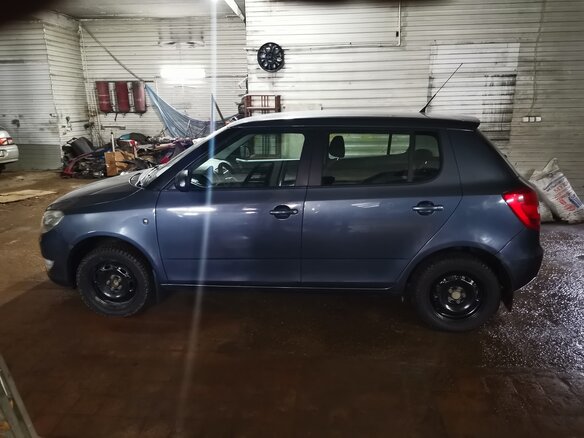 2011 Skoda Fabia II Рестайлинг, синий - вид 5