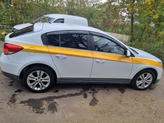2014 Chevrolet Cruze I Рестайлинг, белый, 720000 рублей, вид 2