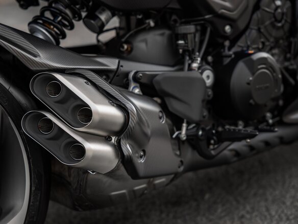 2024 Ducati Diavel V4, зелёный, 9900000 рублей - вид 34
