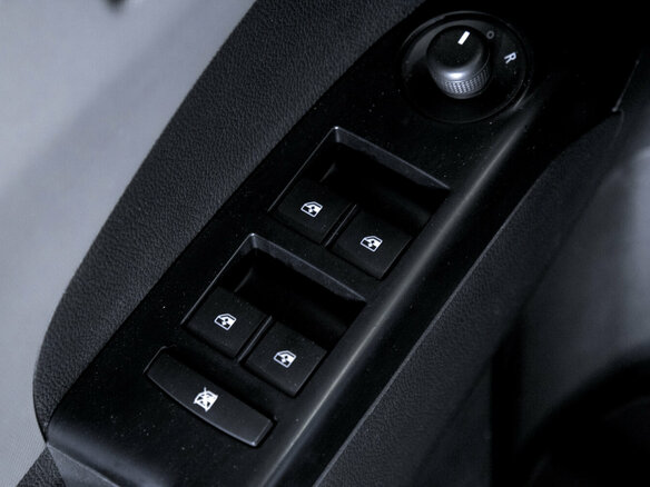 2012 Chevrolet Aveo II, чёрный, 659000 рублей - вид 16