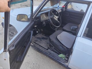 2001 Lada (ВАЗ) 2104 5-speed, белый, 90000 рублей, вид 4