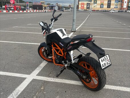 2014 KTM 390 Duke, белый, 340000 рублей, вид 4