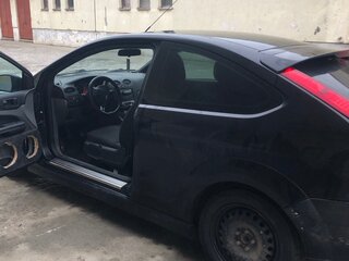 2008 Ford Focus II Рестайлинг, чёрный, 400000 рублей, вид 3