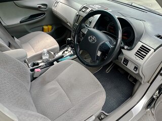 2007 Toyota Corolla Axio X (E140, E150), серебристый, 880000 рублей, вид 4