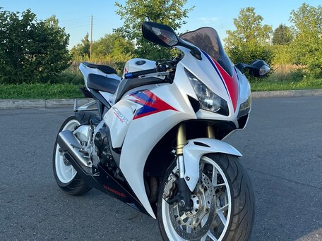 2013 Honda CBR 1000 RR/RA Fireblade, белый, 850000 рублей, вид 2