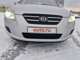 2008 Kia Ceed I, серебристый, 660000 рублей, вид 2