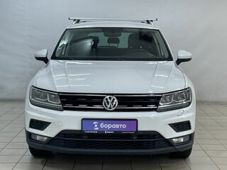 2017 Volkswagen Tiguan II, белый, 2050000 рублей, вид 3