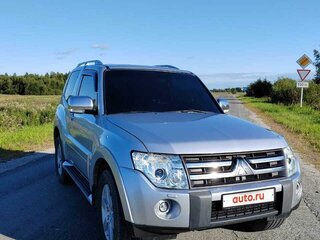 2007 Mitsubishi Pajero IV, серый, 2200000 рублей, вид 5