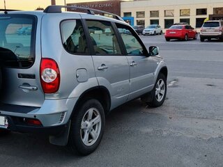 2015 Chevrolet Niva I Рестайлинг, серый, 795000 рублей, вид 5