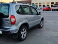 2015 Chevrolet Niva I Рестайлинг, серый, 795000 рублей - вид 4