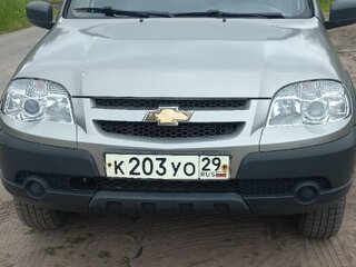 2013 Chevrolet Niva I Рестайлинг, серый, 530000 рублей, вид 1