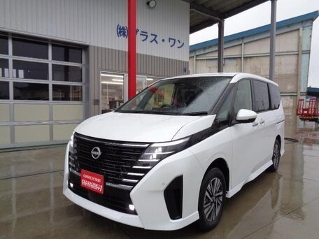 Nissan Serena VI (C28)
