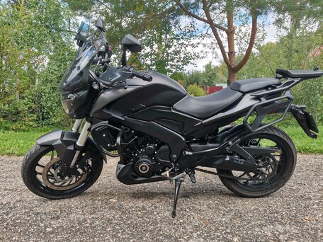 2023 Bajaj Dominar 400, чёрный, 360000 рублей, вид 1