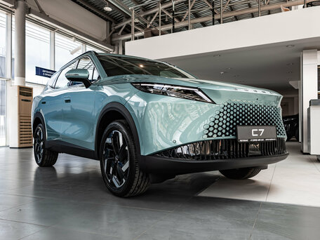 Omoda C7