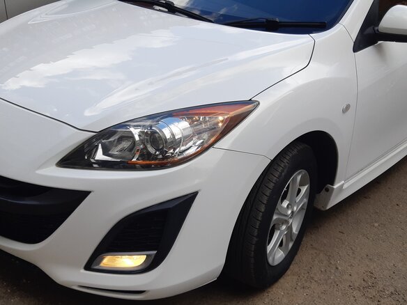 2010 Mazda Axela II, белый, 960000 рублей - вид 10