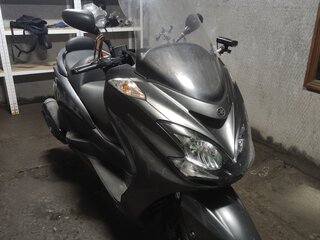 2009 Yamaha Majesty 400, серый, 300000 рублей, вид 1